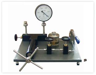 供應(yīng)手動高壓液壓源，100MPa校驗臺，160MPa校驗臺