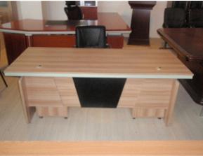 合肥單人位電腦桌_員工辦公桌_含鍵盤托活動柜