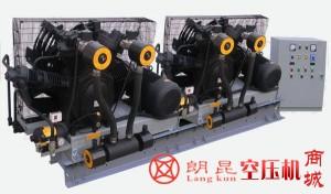 供應(yīng)中壓三級壓縮空壓機(jī)