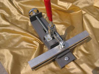 供應(yīng)蘇州手印臺(tái)氣動(dòng)手動(dòng)拉網(wǎng)夾頭