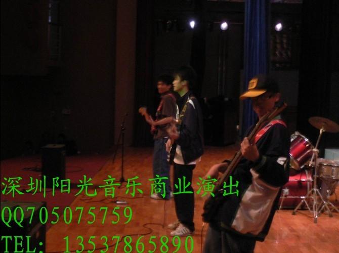 供應福永沙井學吉它一對一教學包教會 女生代課免費提供練習琴