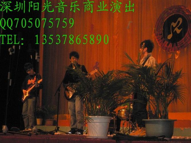 供應福永沙井學吉它一對一教學包教會 女生代課免費提供練習琴