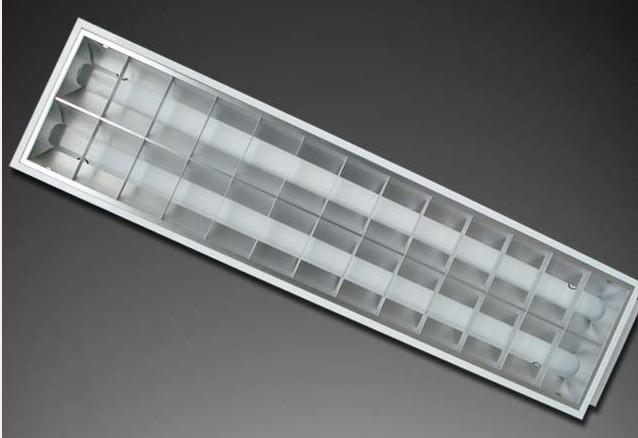 供應(yīng)廣東廠家*嵌入式T5/T8格柵燈