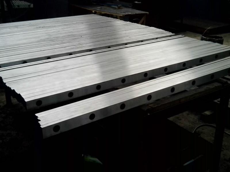 供應(yīng)剪板機(jī)*