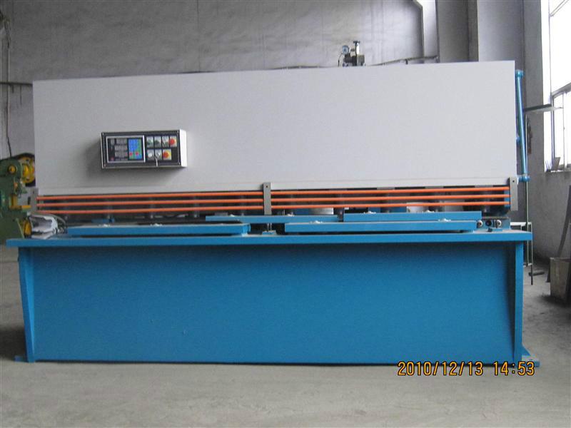 供應(yīng)液壓剪板機(jī)馬鞍山中澳