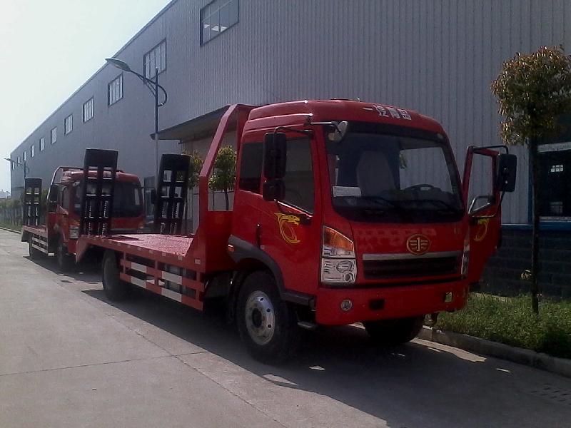 平板運(yùn)輸車圖片