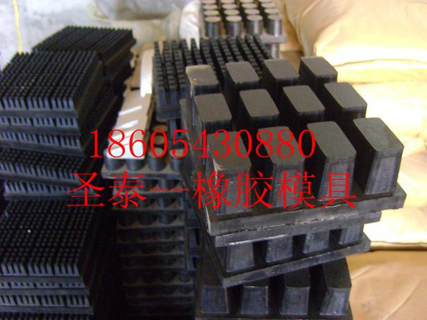 供應(yīng)濱州*耐磨型焊接聚氨酯篩網(wǎng)