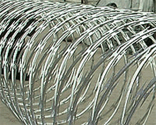 廠家主要生產(chǎn)刺繩護(hù)欄網(wǎng) 刺繩  *