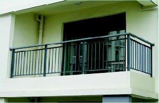 供應(yīng)陽臺護(hù)欄