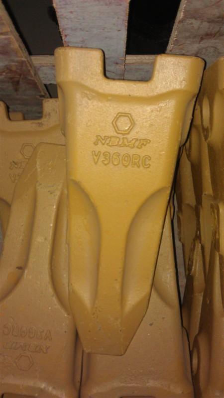 供應(yīng)沃爾沃EC360巖石型尖齒