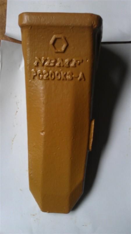 供應(yīng)小松200巖石齒207-70-19570RC