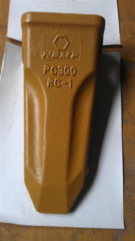 供應(yīng)小松300開山型斗齒207-70-14151RC