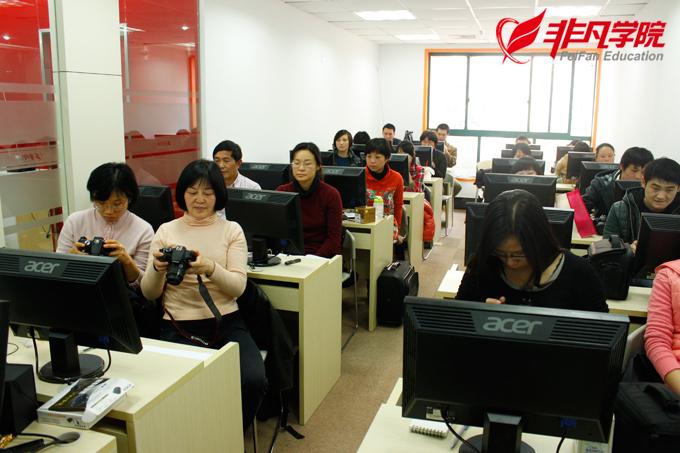 上海網(wǎng)頁設(shè)計(jì)培訓(xùn) 徐匯網(wǎng)頁設(shè)計(jì)培訓(xùn)