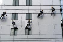 供應(yīng)  南寧開荒保潔公司哪家好？首先藍(lán)雄