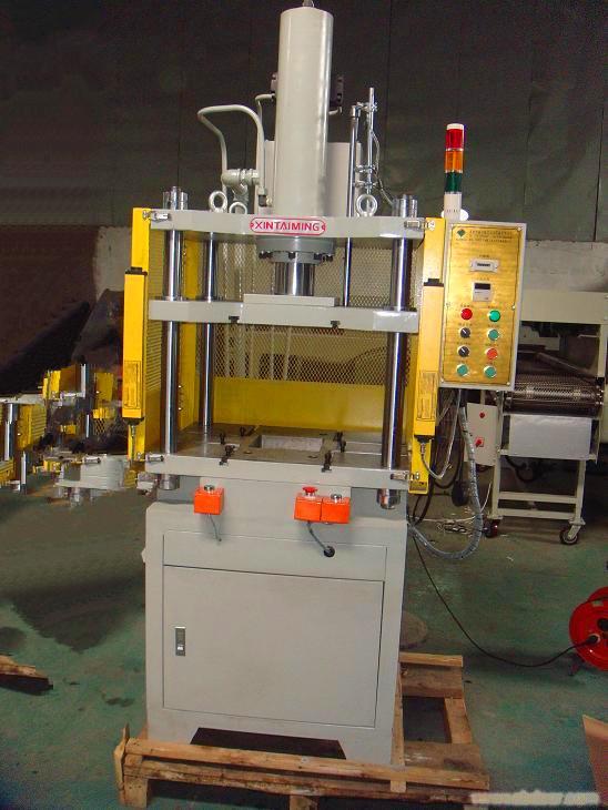 供應(yīng)壓鑄件澆口沖邊機(jī)_廈門壓鑄件切邊機(jī)