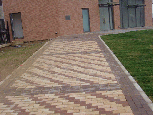 供應(yīng)唐山馬耐燒結(jié)磚