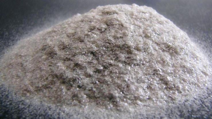 供應(yīng)黑云母 電焊條、塑料、電絕緣、造紙、瀝青紙、橡膠、珠光顏料用云母