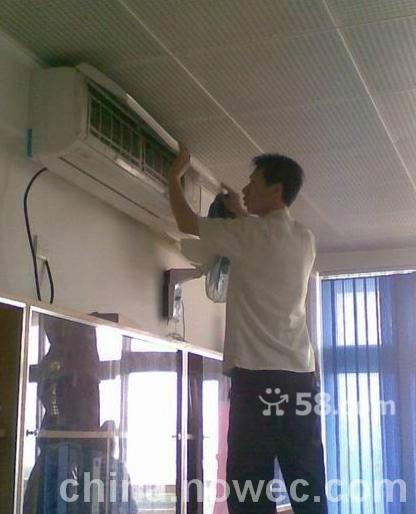 供應(yīng)松江區(qū)泗涇方泗公路空調(diào)維修、移機清洗、不制冷加氟、二手回收