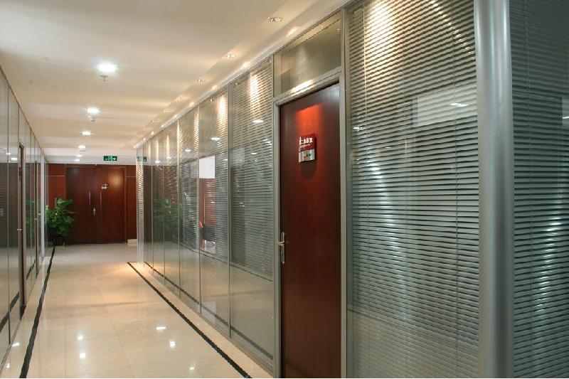 供應(yīng)福州內(nèi)置窗簾鋁合金門窗 福州中空玻璃內(nèi)置百葉簾鋁合金門窗