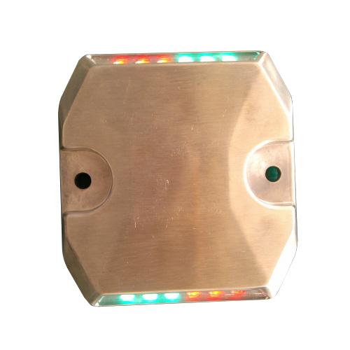 供應(yīng)隧道誘導(dǎo)標(biāo),LED光電誘導(dǎo)標(biāo)，有源道釘廠家，深圳中世銀科