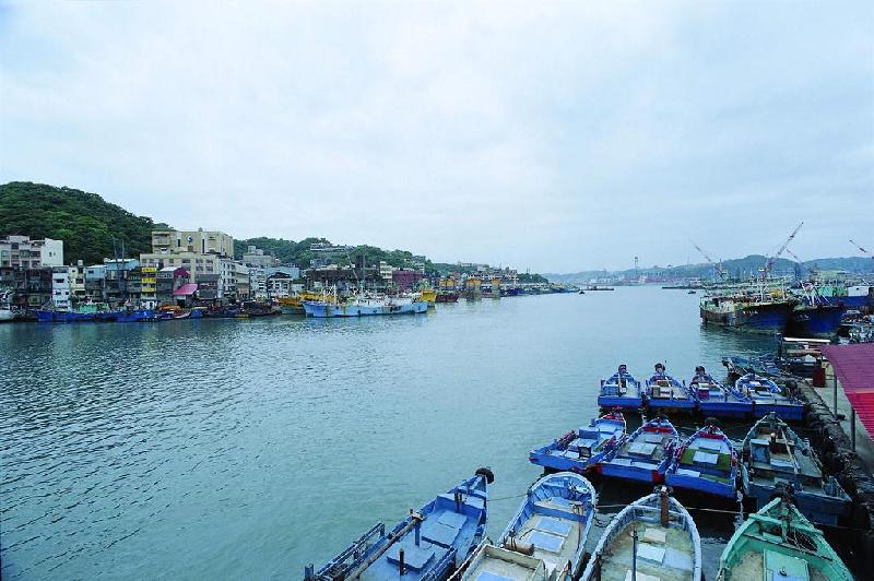 供應英國精油進口報關代理門到門服務13917330767