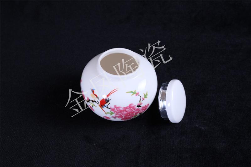 供應(yīng)德化陶瓷罐優(yōu)惠批發(fā)