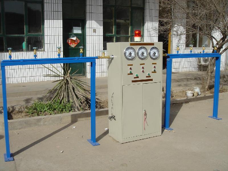 供應(yīng)氧氣站工廠用汽化器低溫液體泵氧氬氮?dú)鈪R流排氣體灌充排