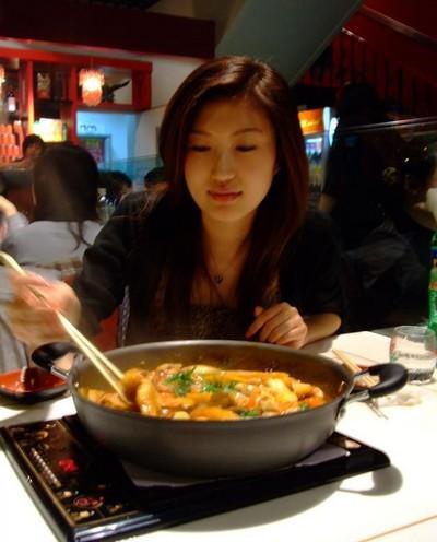 供應(yīng)明達(dá)富強(qiáng)餐飲公司-御品皇三汁燜鍋加盟總部