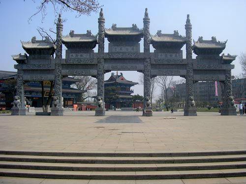 供應(yīng)石雕供應(yīng)石牌坊山東石雕廠