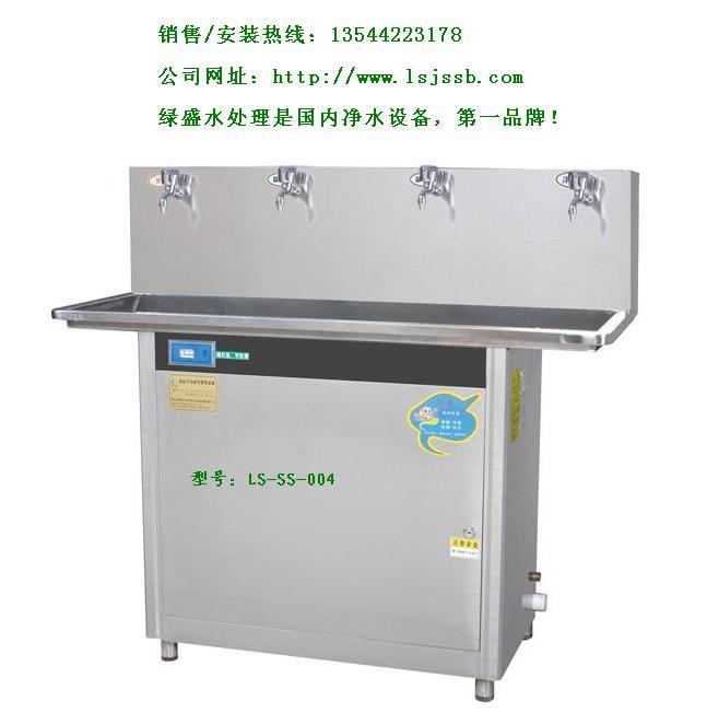 福永學(xué)校飲水凈化設(shè)備圖片