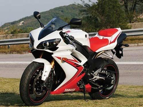 供应连州雅马哈YZF-R1摩托车销售部价格