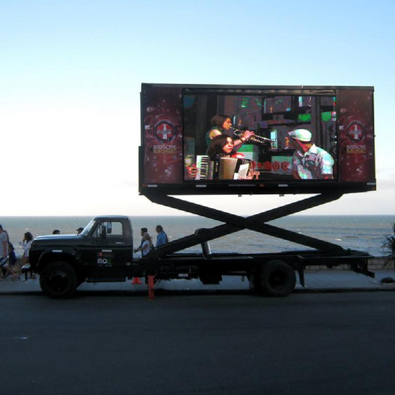 供應(yīng)P8led電視墻，戶外P8led電視墻，直插燈P8led電視墻