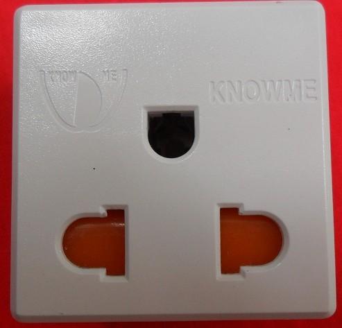 供應(yīng)帶安全門中東插座配件