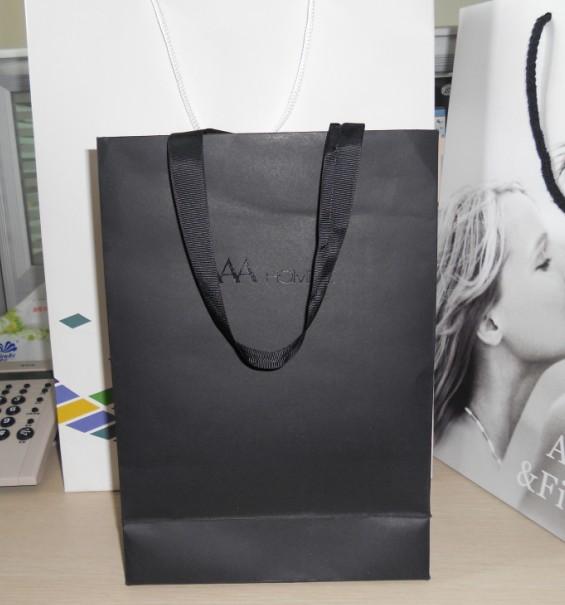 供應紙袋紙袋廠紙袋來稿訂做，價格質(zhì)量優(yōu)勢的廠