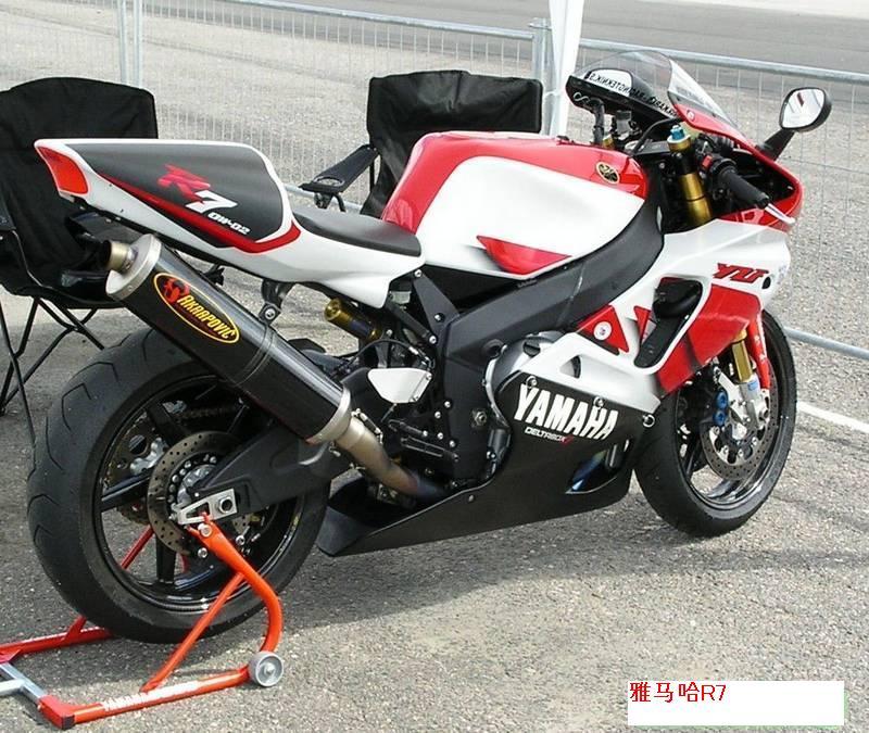 雅马哈YZF-R7摩托车赛车图片