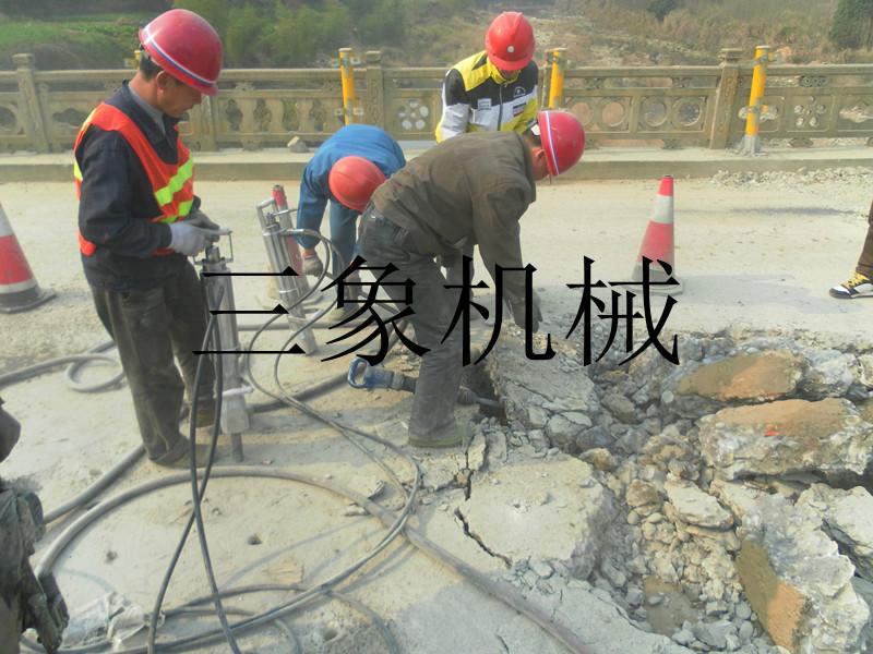供應(yīng) 玉石玉礦石英石開采免*機械液壓分裂機