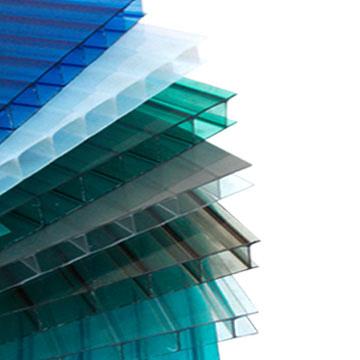 廠家大量供應(yīng)彩色pc陽(yáng)光板 、pc中空板 、建材*pc陽(yáng)光板