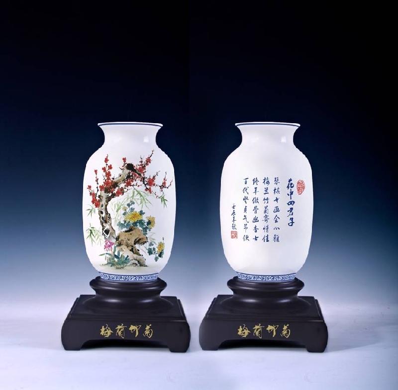 供應(yīng)濟(jì)南瓷器禮品濟(jì)南青花瓷禮品套裝