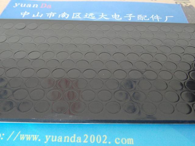供應(yīng)平面圓形硅膠墊3m背膠導(dǎo)熱硅膠片中山直銷