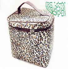 新款優(yōu)質(zhì)化妝包四方型包批發(fā)圖片