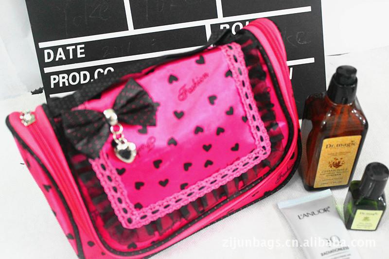 供應(yīng)溫州市化妝包生產(chǎn)廠家