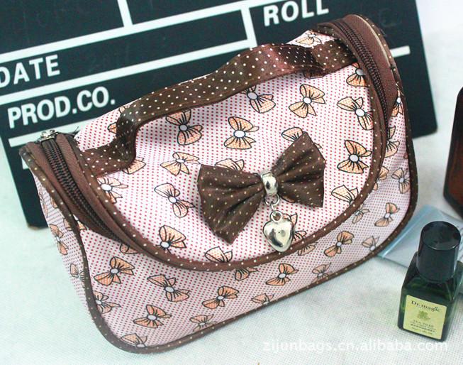 供應(yīng)杭州市化妝包批發(fā)價格