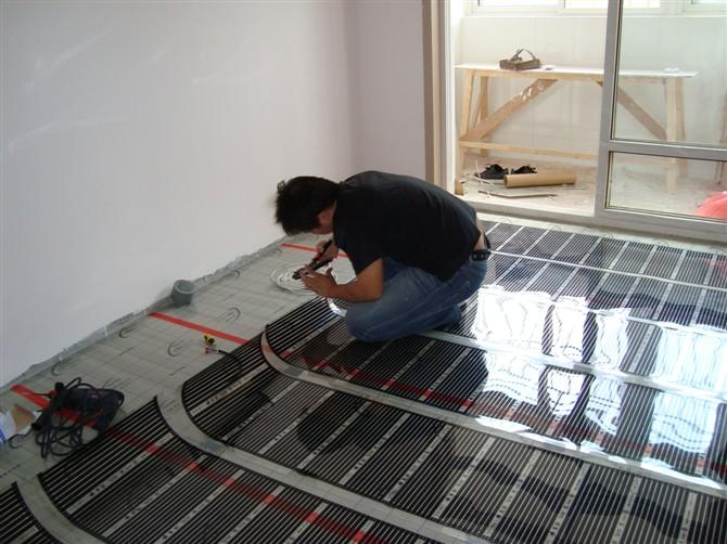 電熱膜材料批發(fā)電地暖承建