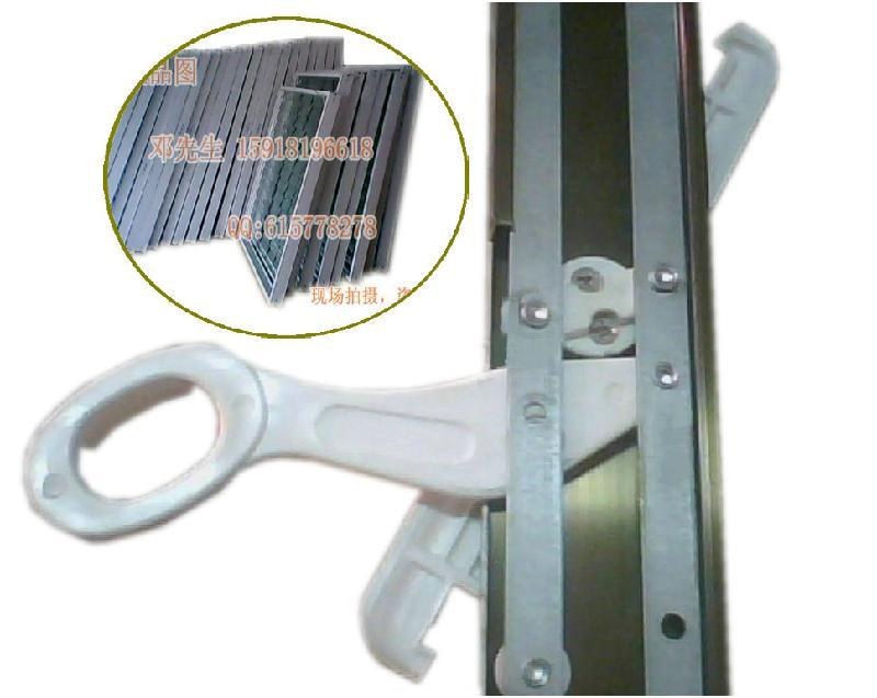 供應(yīng)玻璃活動(dòng)百葉窗支架配件