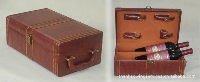 供應(yīng)雙支紅酒皮盒+酒具四件套熱銷