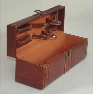 供應(yīng)洛陽紅酒皮盒紅酒木盒紅酒包裝