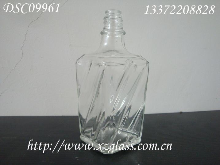 供應(yīng)精油瓶生產(chǎn)廠家價(jià)格