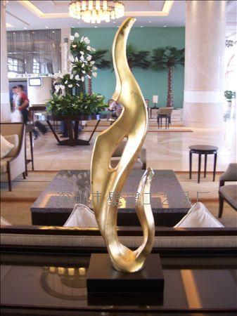 酒店裝飾玻璃鋼雕塑裝飾金屬擺件圖片