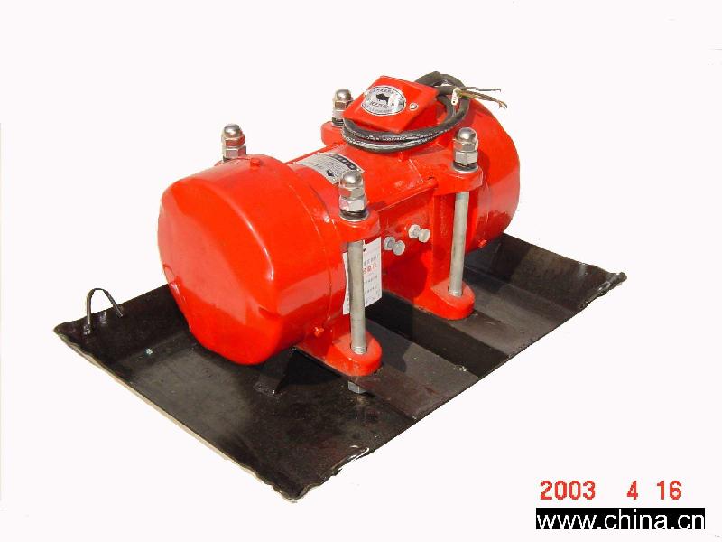 ZW混凝土平板振動(dòng)器