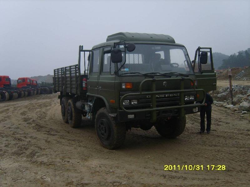 供应东风66越野车油罐车,6驱动越野车,东风高配六驱动越野车供应商图片